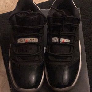 Jordan 11s